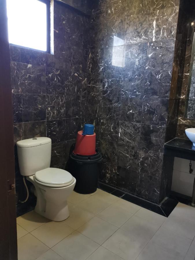 Fratini'S Hotel Labuan Eksteriør bilde